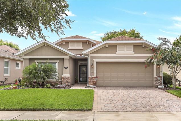 1378 Hazeldene Manor DELAND, FL House Active - Photo 1 of 34. Opens carousel modal