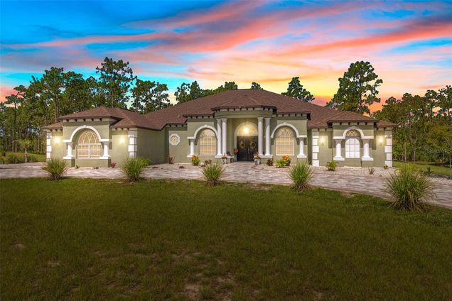 18043 Palmdale Road WEEKI WACHEE, FL House Active - Photo 1 of 79. Opens carousel modal