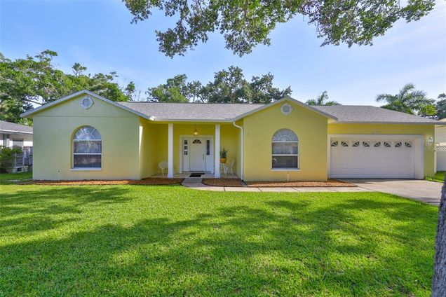 2224 Barbara Drive