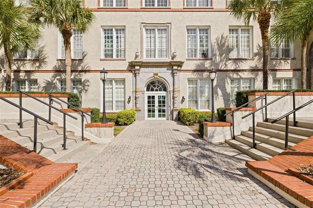 701 Mirror Lake Drive N Unit 309