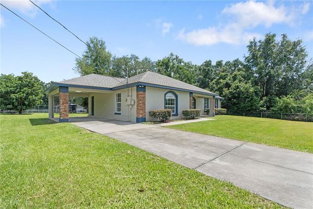 5733 NW 6th Street