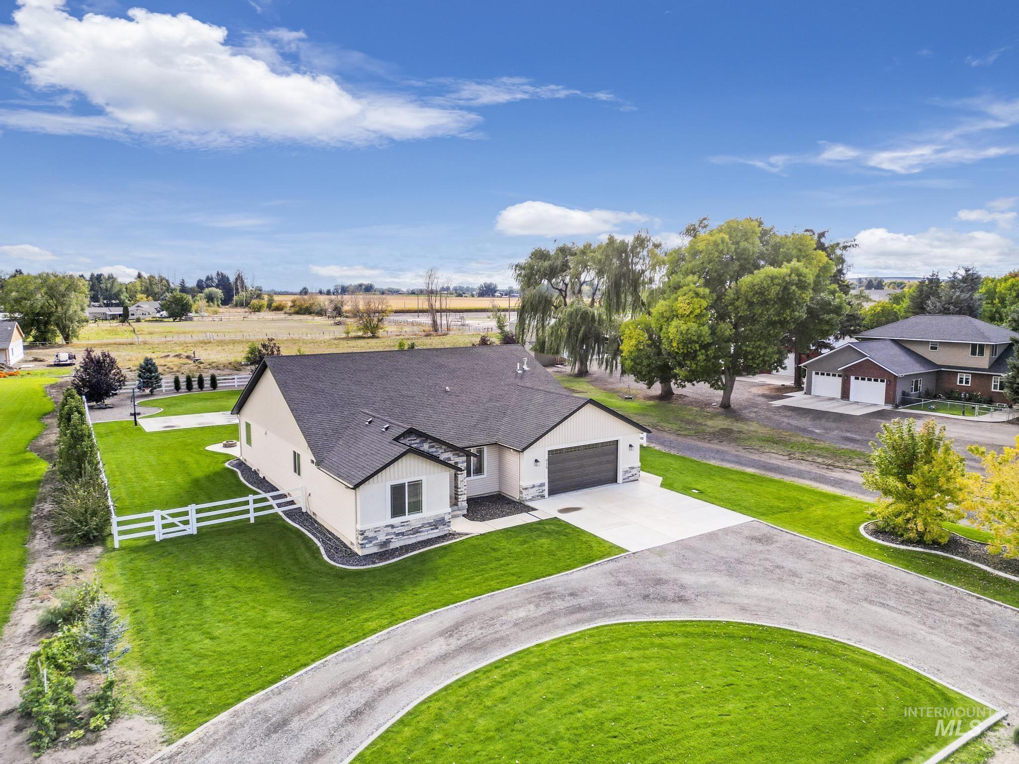 919 9th Ave East  