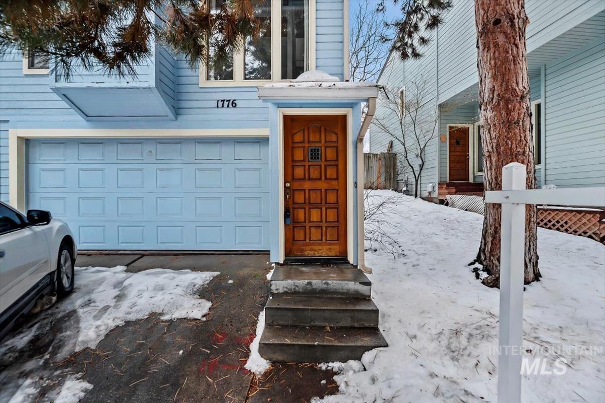 1776 W Woodbridge Ln