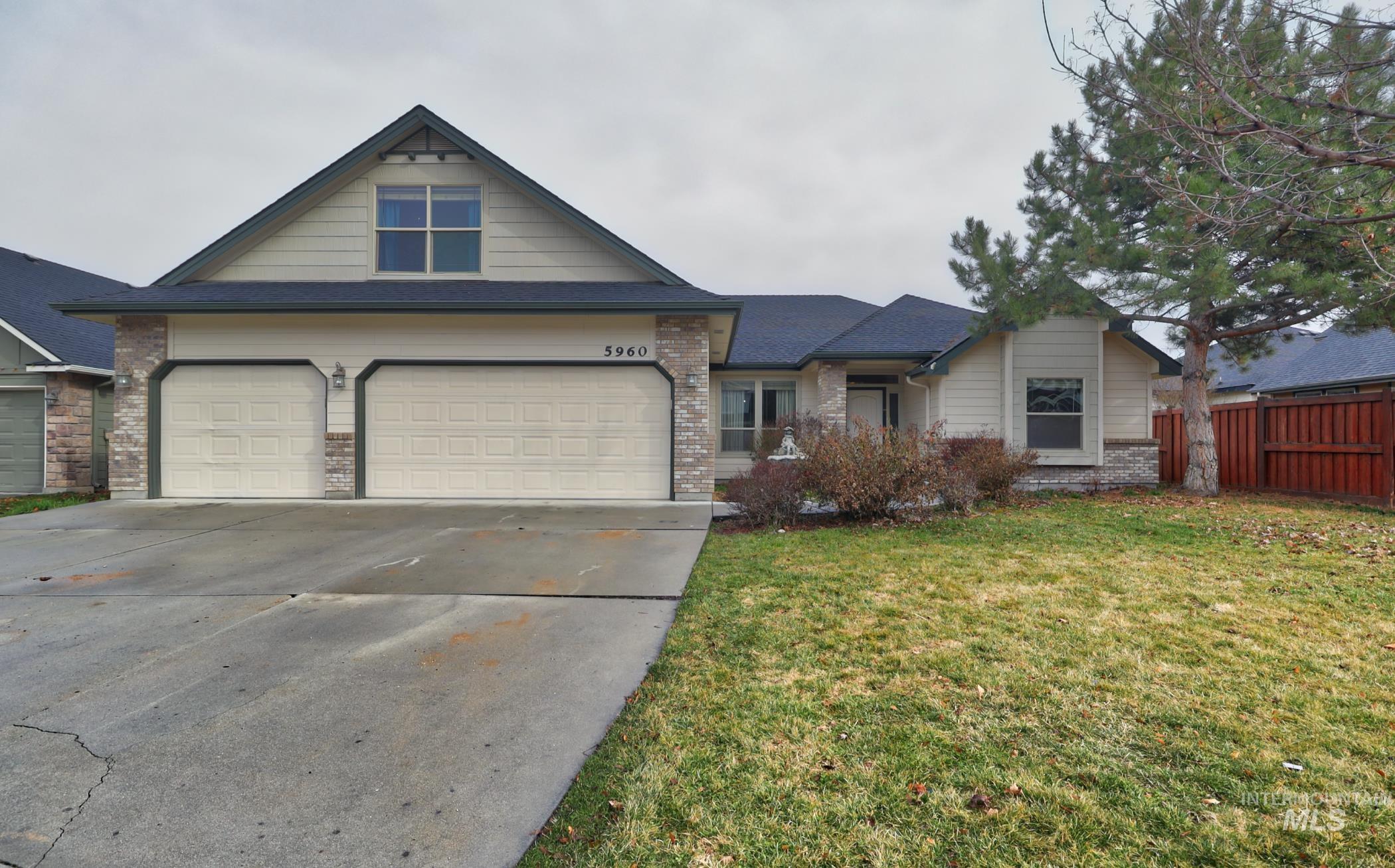5960 N Moose Creek Way  