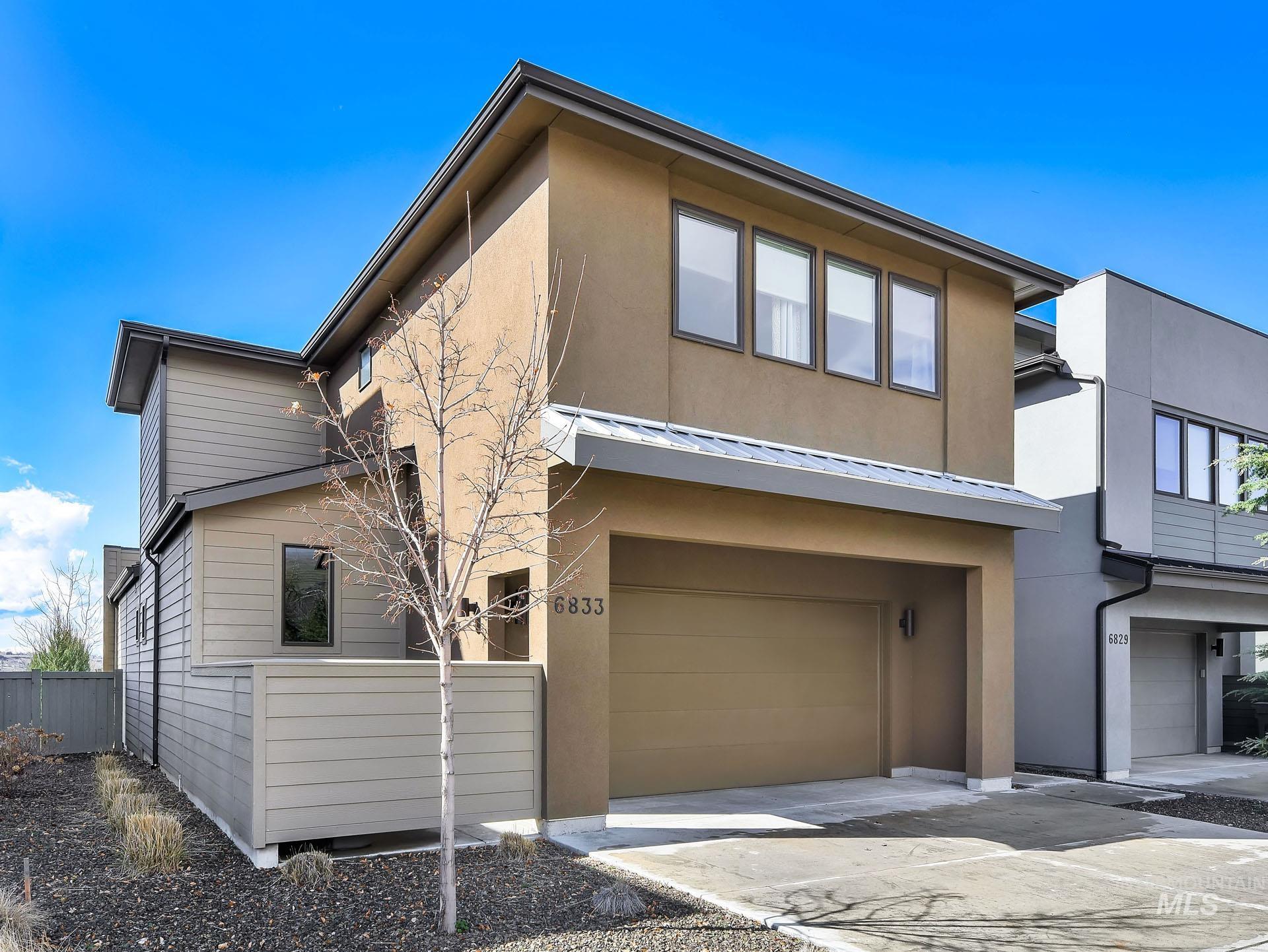 6833 E Warm Spgs Ave