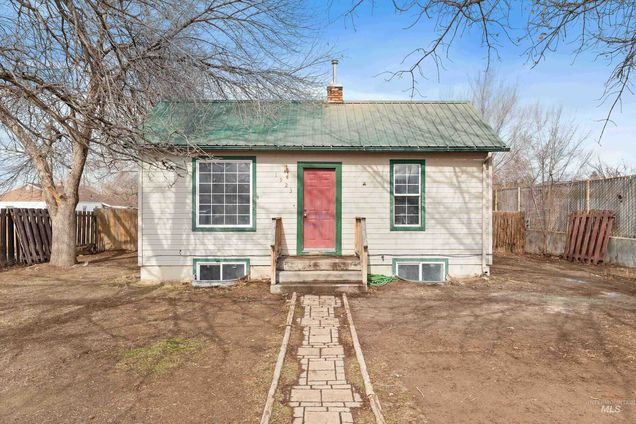 1923 Sigrid Ave Twin Falls, ID House Sold - Photo 1 of 26. Opens carousel modal