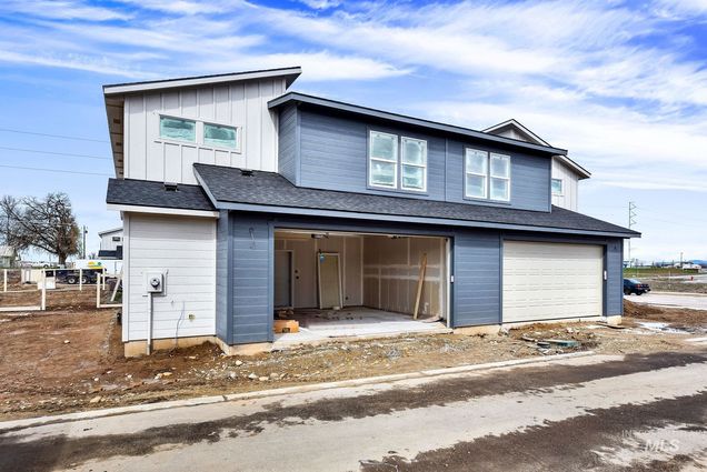 2905 Nieve Lane Caldwell, ID Townhouse Sold - Photo 1 of 29. Opens carousel modal