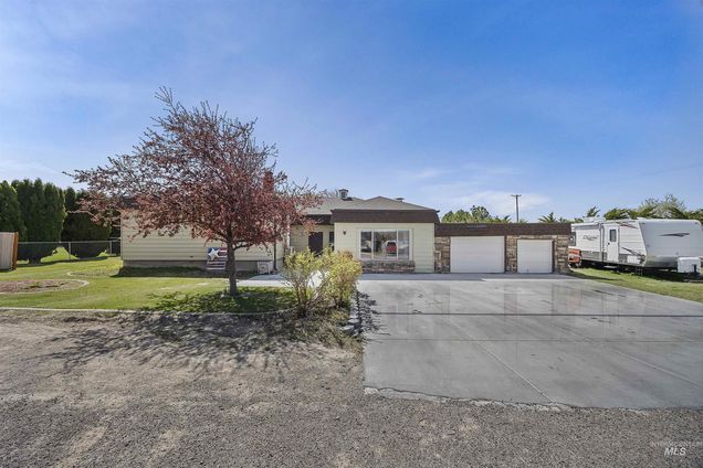2641 Sunset Drive