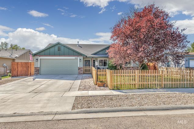 1085 W 11th Weiser, ID House Sold - Photo 1 of 36. Opens carousel modal