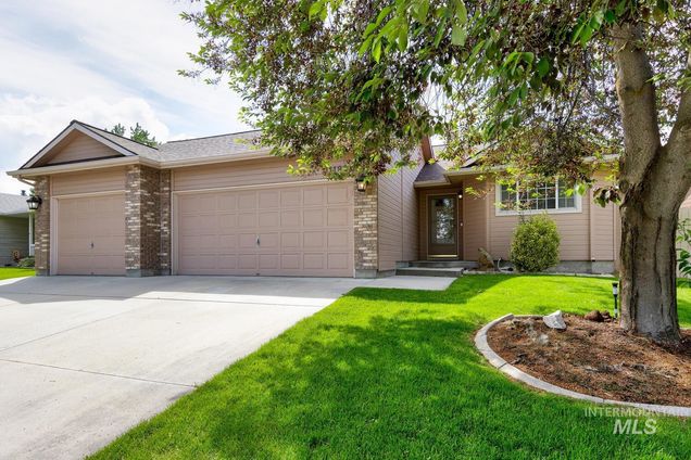 11193 W Red Maple Boise, ID House Sold - Photo 1 of 30. Opens carousel modal