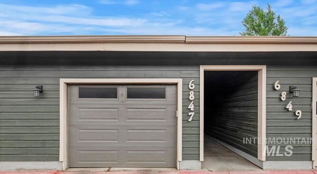 6847 W Maxwell Ln Boise, ID Townhouse Sold - Photo 1 of 23. Opens carousel modal