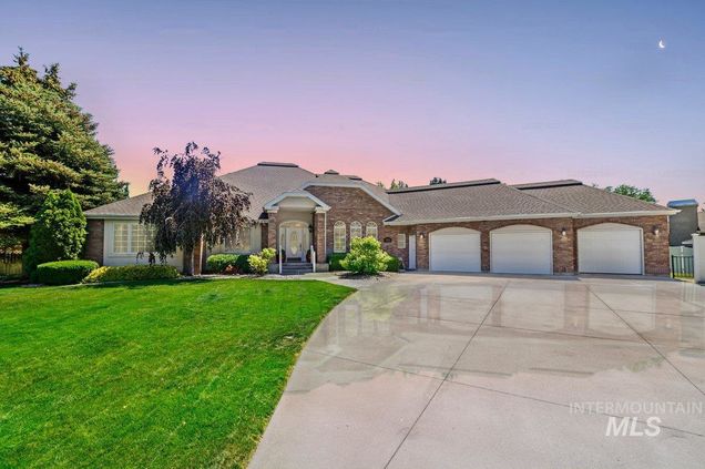 1984 Candleridge Dr.