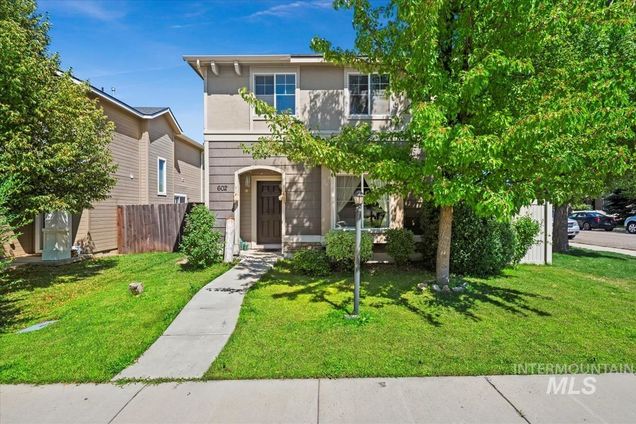602 N Carisbrooke Ave. Meridian, ID House Active - Photo 1 of 27. Opens carousel modal