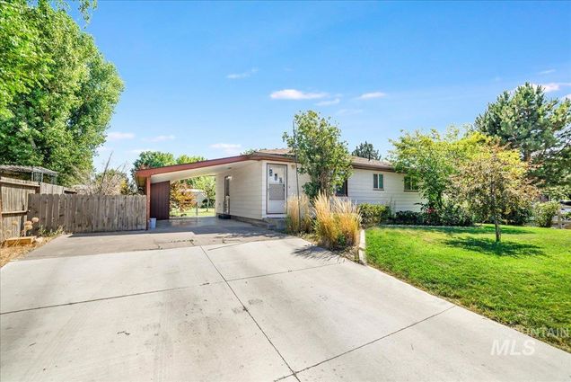 329 W Center St Kimberly, ID Multifamily Active - Photo 1 of 33. Opens carousel modal