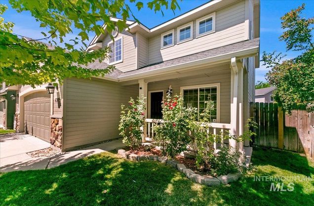 6389 S Mistyglen