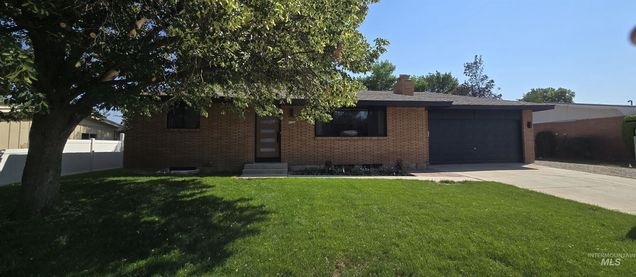 7104 W Sunnybrook Boise, ID House Active - Photo 1 of 2. Opens carousel modal