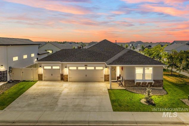 11789 W Soaring Hawk Dr