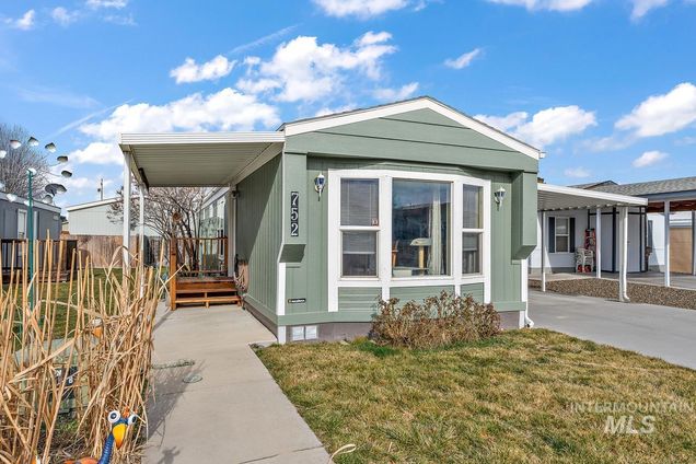 752 Freedom Ln Emmett, ID House Active - Photo 1 of 27. Opens carousel modal