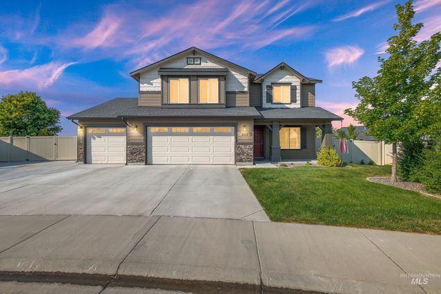 1009 E Ludlow St Kuna, ID House Active - Photo 1 of 44. Opens carousel modal