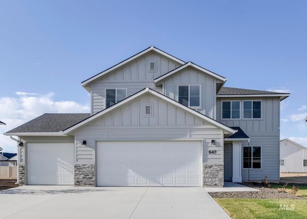 19369 Schooner Ave Caldwell, ID House Active - Photo 1 of 27. Opens carousel modal