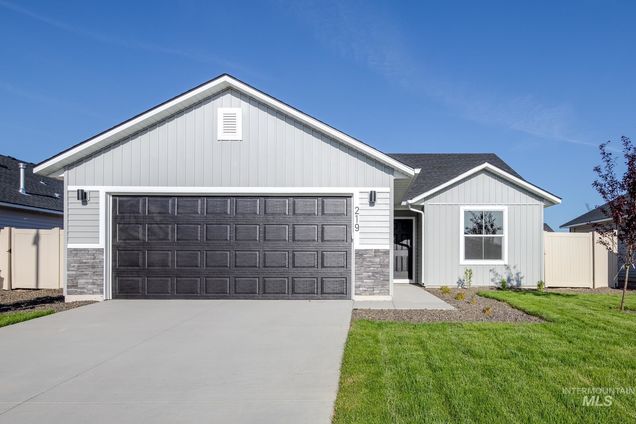 16256 Fill Ave Caldwell, ID House Active - Photo 1 of 19. Opens carousel modal