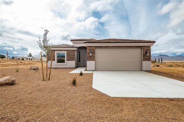 10180 N Cerro Drive