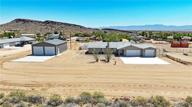 6348 N Buckhorn Drive Kingman, AZ House Active - Photo 1 of 50. Opens carousel modal
