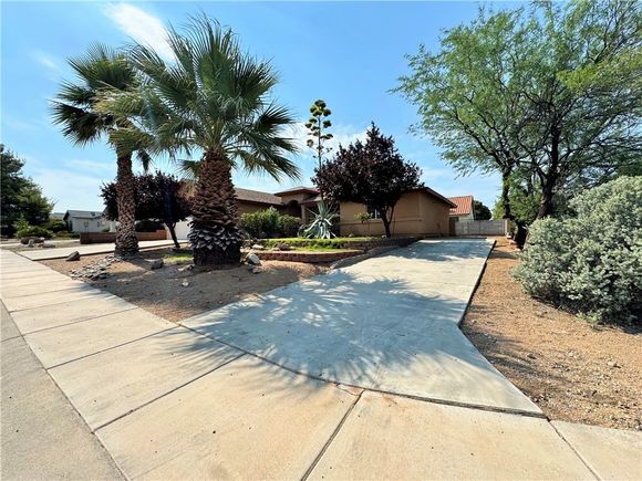 3064 Brenda Circle