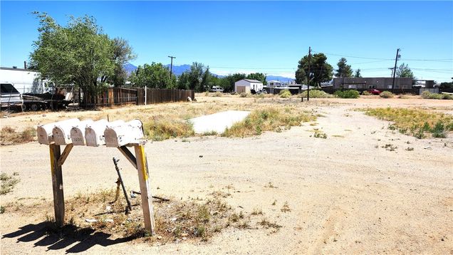 3204 E Devlin Avenue Kingman, AZ Plot of land Active - Photo 1 of 5. Opens carousel modal