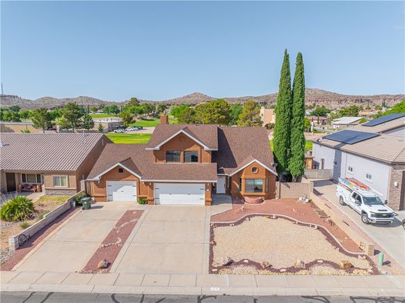 905 Country Club Drive Kingman, AZ House Active - Photo 1 of 59. Opens carousel modal