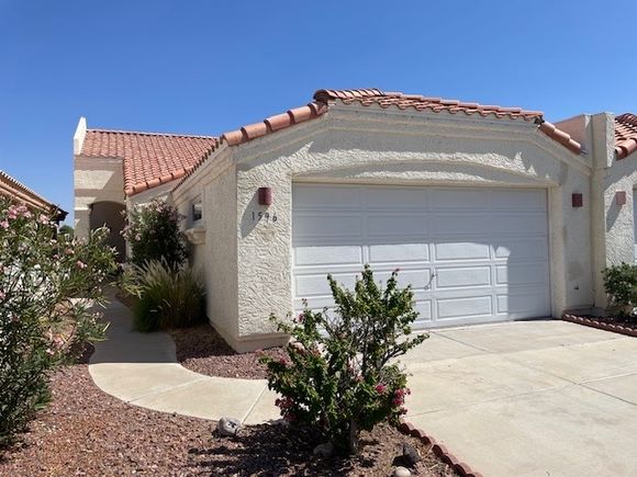 1596 Country Club Way Bullhead City, AZ House Active - Photo 1 of 13. Opens carousel modal