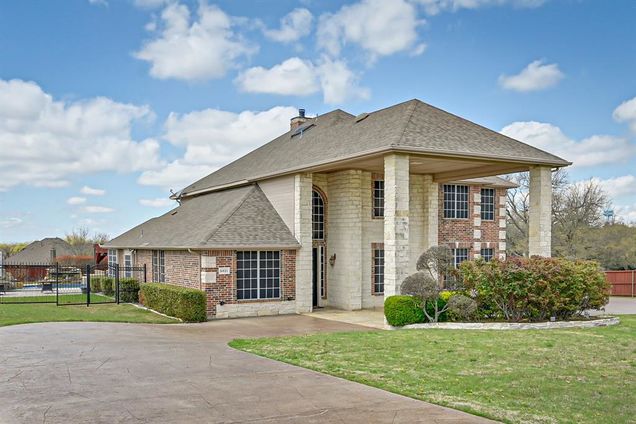 6821 Singleton Road Midlothian, TX House Sold - Photo 1 of 1. Opens carousel modal