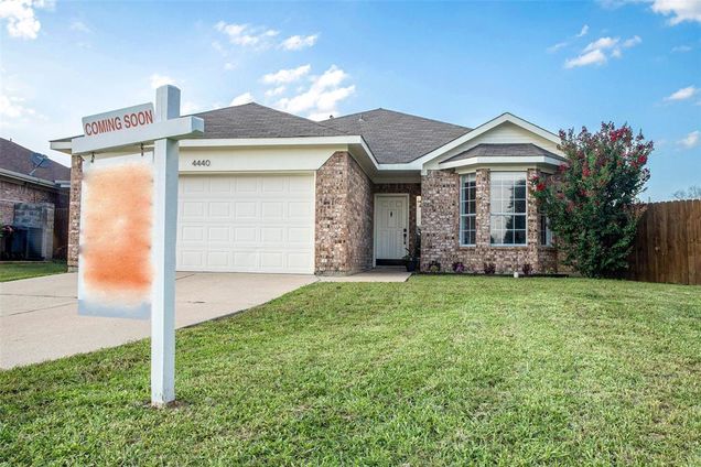 4440 Park Creek Court Fort Worth, TX House Sold - Photo 1 of 1. Opens carousel modal
