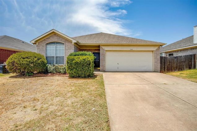 7109 Park Creek Circle E Fort Worth, TX House Sold - Photo 1 of 1. Opens carousel modal