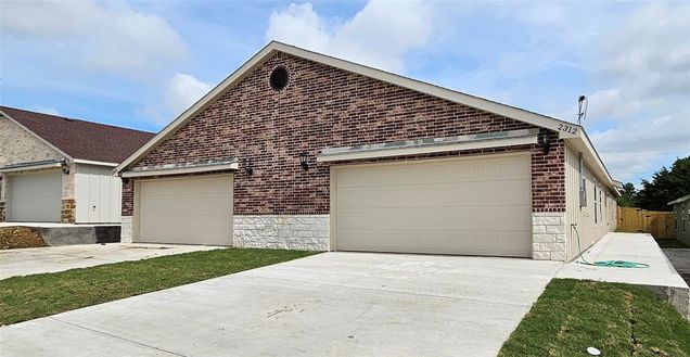 2312 2314 Dalworth Street Grand Prairie, TX Multifamily Sold - Photo 1 of 1. Opens carousel modal