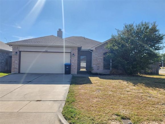 7121 Park Creek Circle W Fort Worth, TX House Sold - Photo 1 of 1. Opens carousel modal