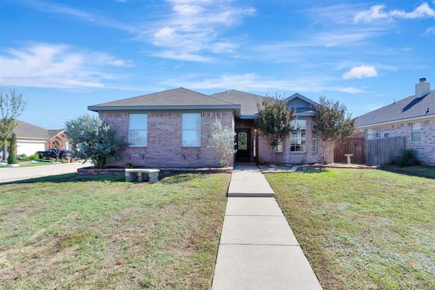 7212 Park Creek Drive Fort Worth, TX House Sold - Photo 1 of 1. Opens carousel modal