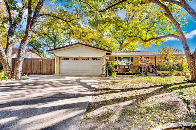 819 Del Mar Lane Arlington, TX House Sold - Photo 1 of 1. Opens carousel modal