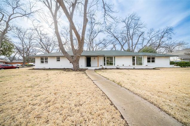 1245 Bar Harbor Drive Dallas, TX House Sold - Photo 1 of 1. Opens carousel modal