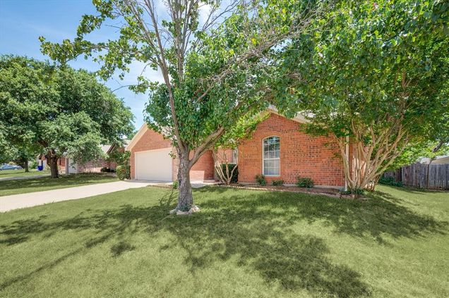 810 Parkhill Drive Mansfield, TX House Sold - Photo 1 of 1. Opens carousel modal