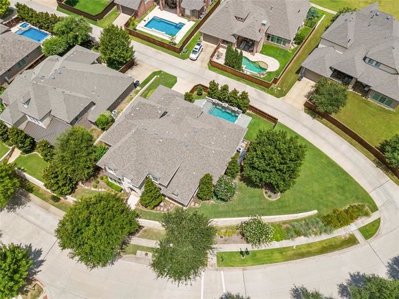 1365 Francie Way