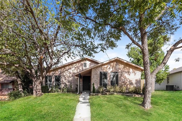 5037 Collingwood Drive