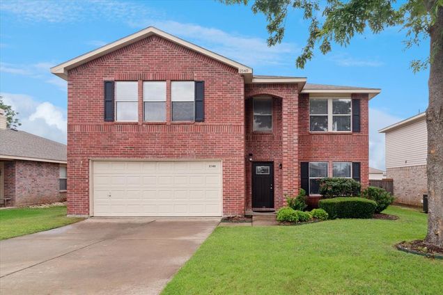 2540 Brinlee Branch Lane McKinney, TX House Active - Photo 1 of 38. Opens carousel modal