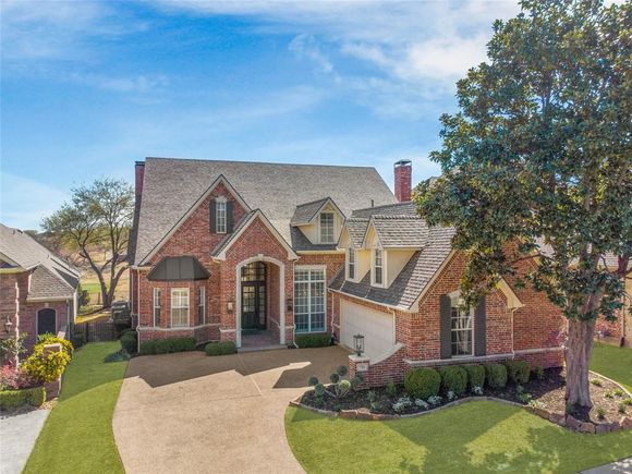 7511 S Ballantrae Drive McKinney, TX House Contingent - Photo 1 of 40. Opens carousel modal