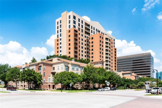 330 Las Colinas Boulevard E Unit 924 Irving, TX Condo Active - Photo 1 of 38. Opens carousel modal