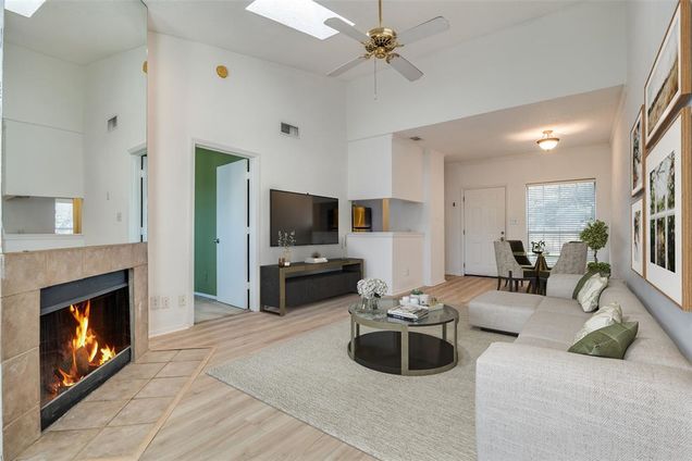 7151 Gaston Avenue Unit 1109