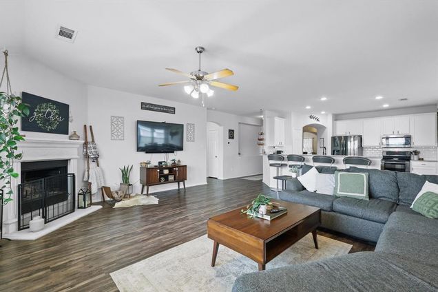 3308 Lance Lane