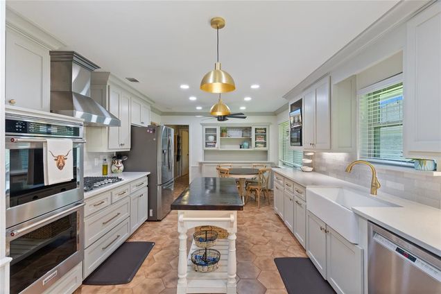 7246 Holyoke Drive