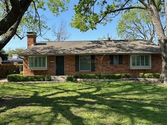 522 Westwood Drive Richardson, TX House Active - Photo 1 of 18. Opens carousel modal
