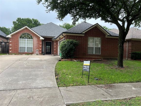 1714 Chatham Lane
